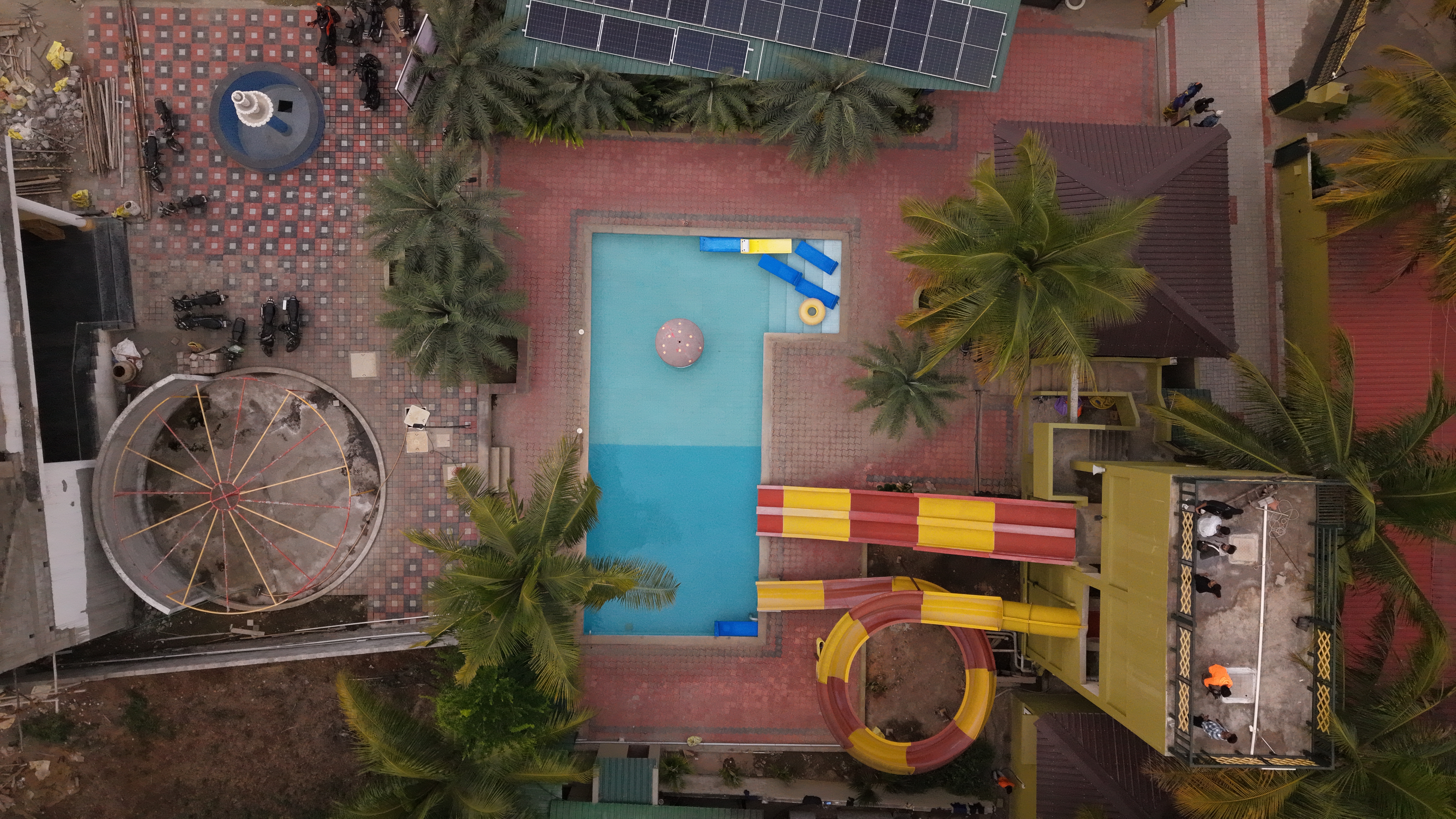 Swimming pool